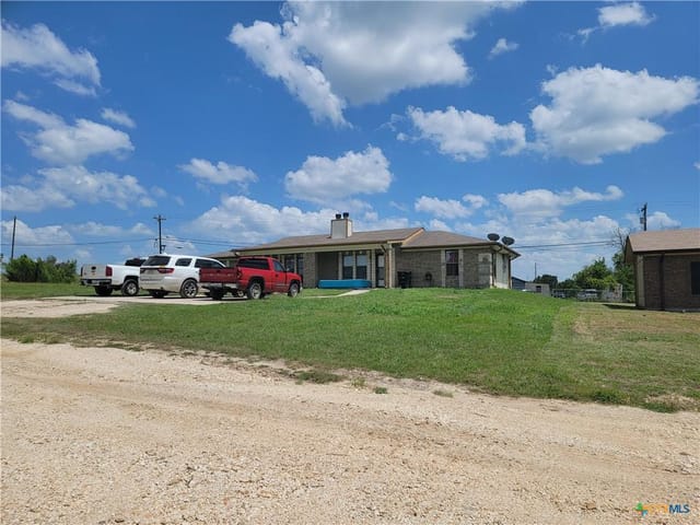 700 Trimmier RD