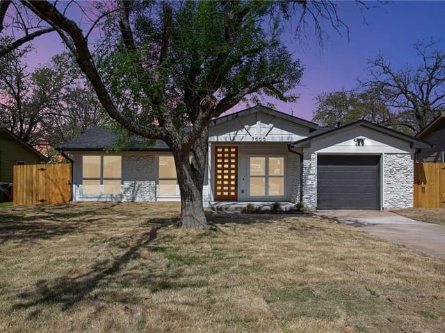 7000 Priscilla Dr
