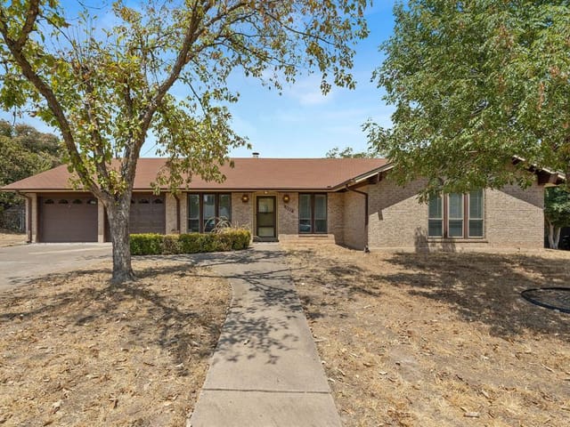 7000 Scenic Brook Dr