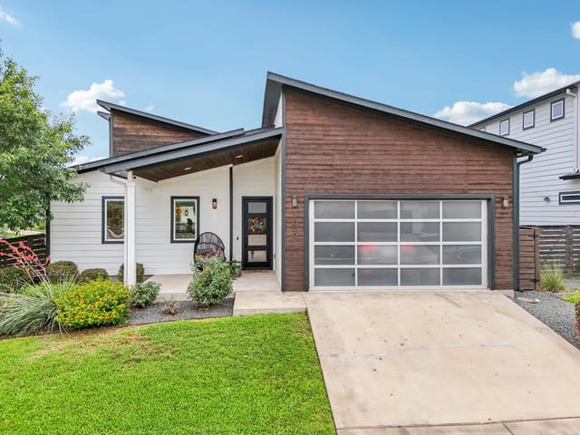7000 Zachary Dr