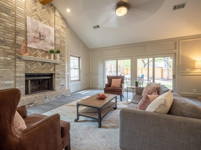 7001 Beauford Dr