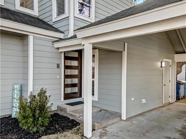 7001 Woodhue Dr Unit #B