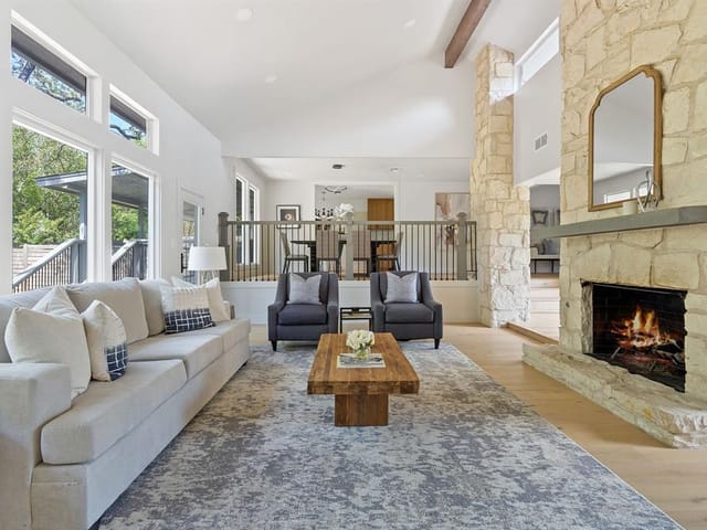 7003 Danwood Dr