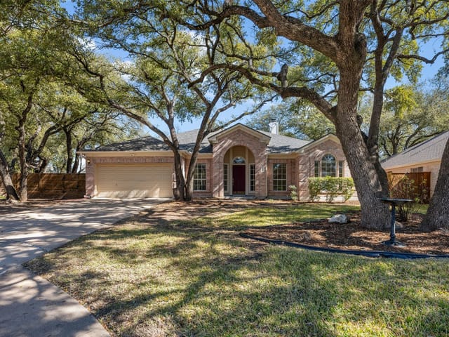 7004 Bancroft Woods Dr
