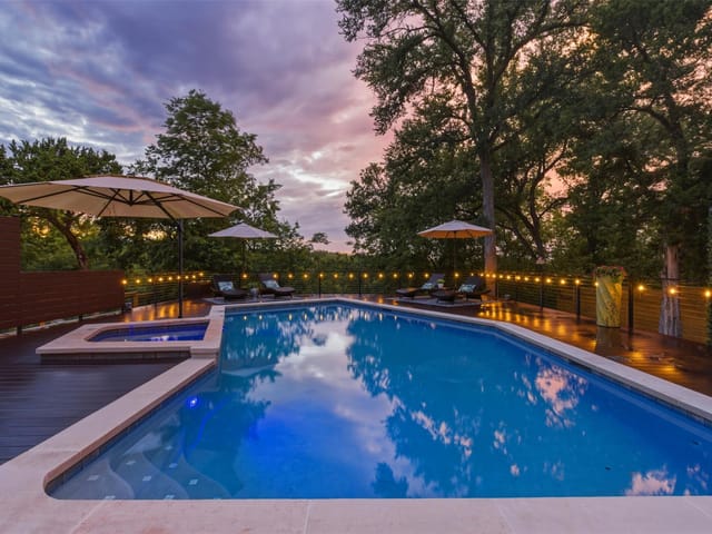 7004 Beauford DR