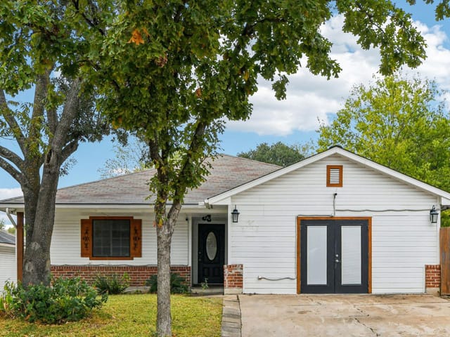 7004 Colony Loop DR