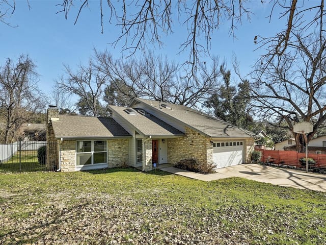 7004 Danwood Dr