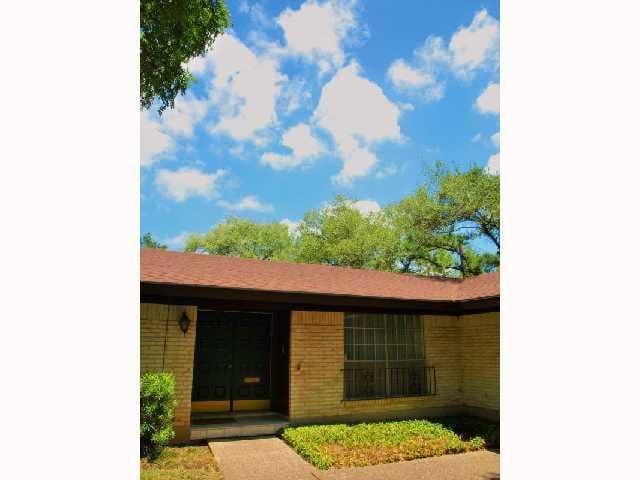 7004 Edgefield