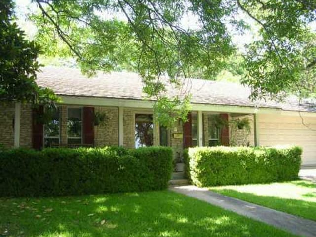 7004 NORTHLEDGE
