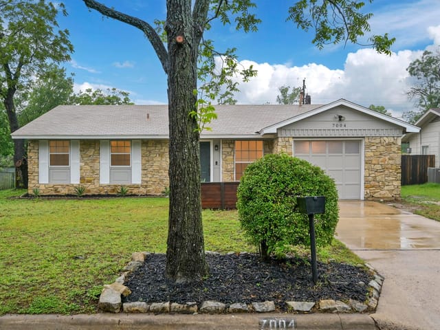 7004 Priscilla Dr