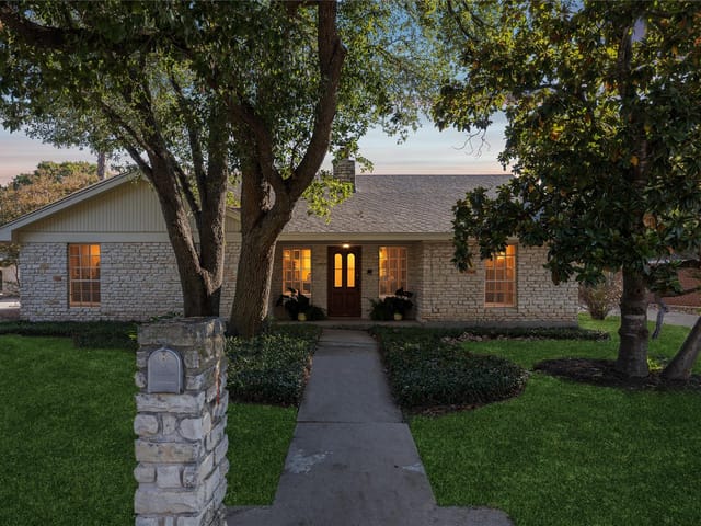 7005 Bent Oak CIR