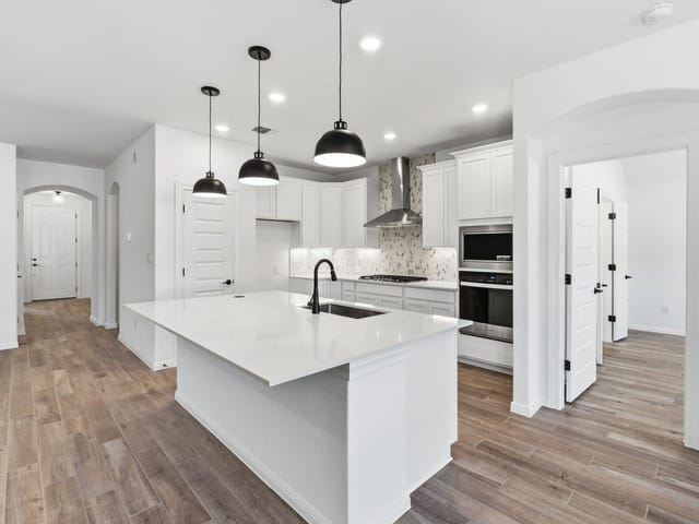 7005 Cliff Rose DR