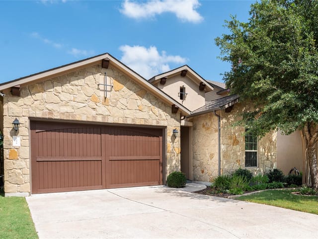 7006 Cut Plains Trl