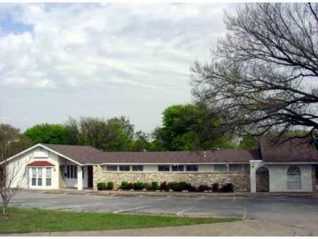 7007 Mira Loma LN