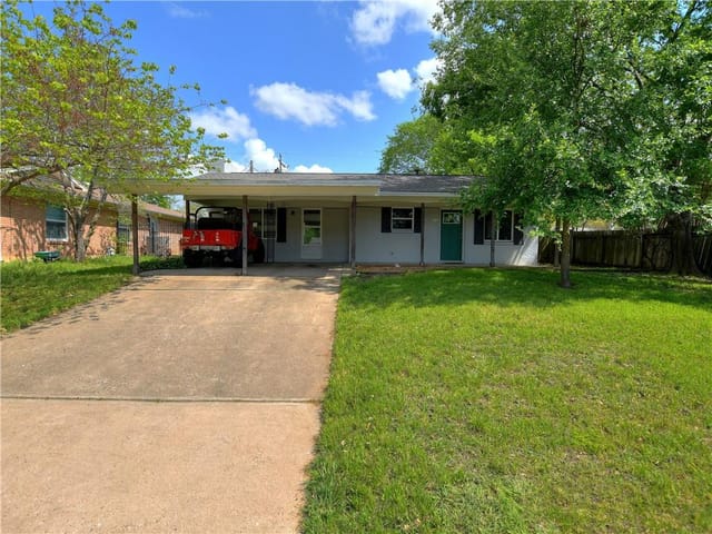 7007 Miranda Dr