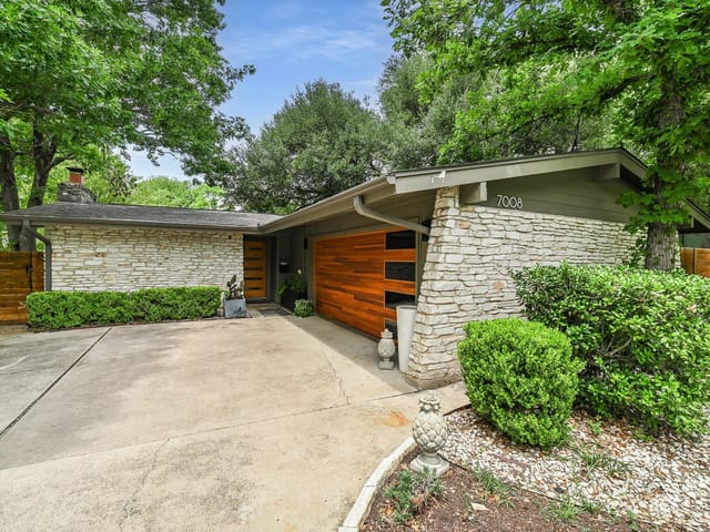 7008 E Shoal Creek Blvd