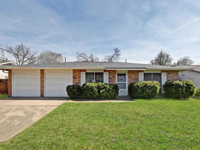 7009 Deborah DR