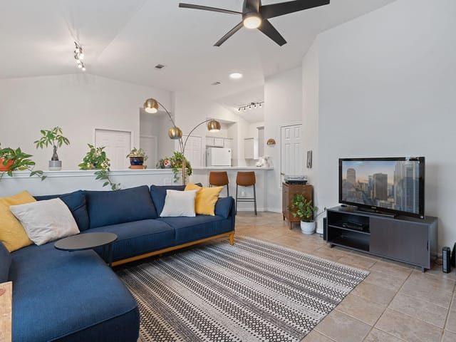 7009 Marejada Dr