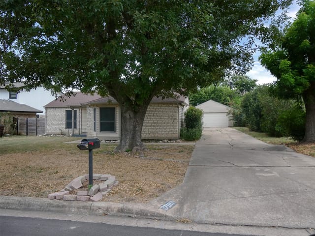 701 GREENWICH PL