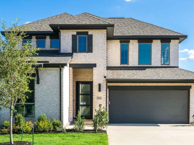 701 High Summit DR