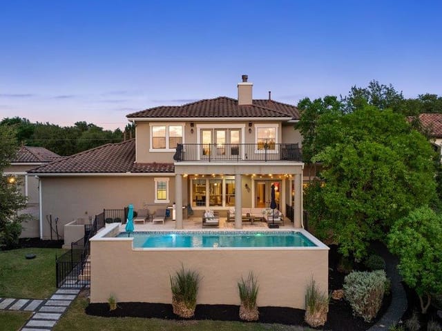 701 Hurst Creek RD - front exterior - Luxury home in Coves At Lakeway, Lakeway, TX