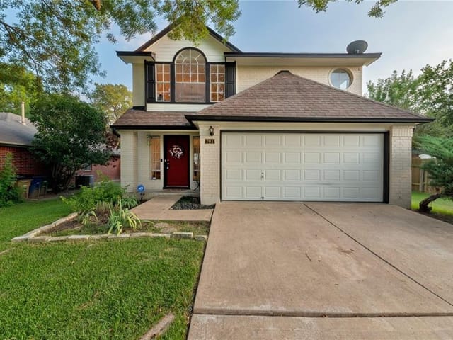 701 Kingfisher Creek Dr