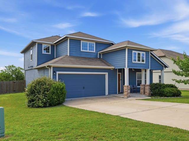 701 Liard River RD