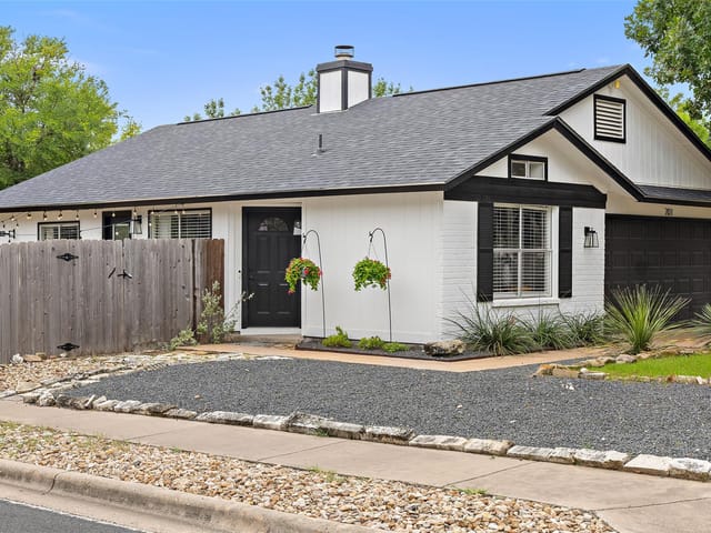 701 Mankato DR