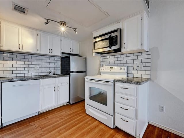 701 Nelray Blvd Unit #4