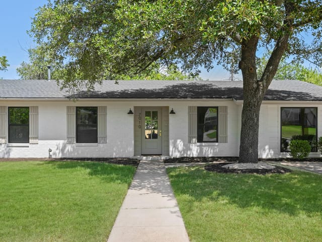 7010 Miranda DR
