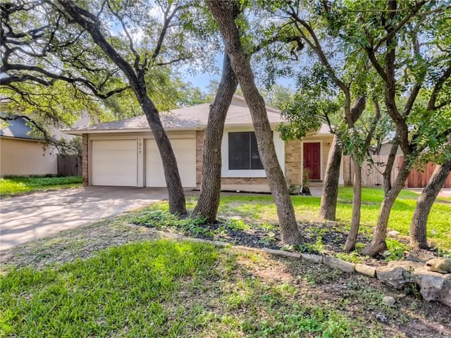 7017 Dallas Dr