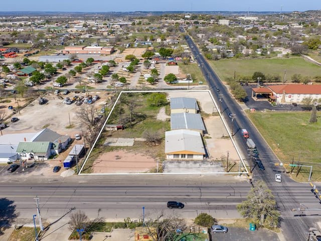 702 S Washington Hwy