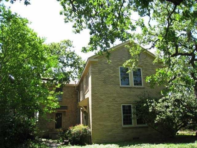 703 W 35 Unit #B