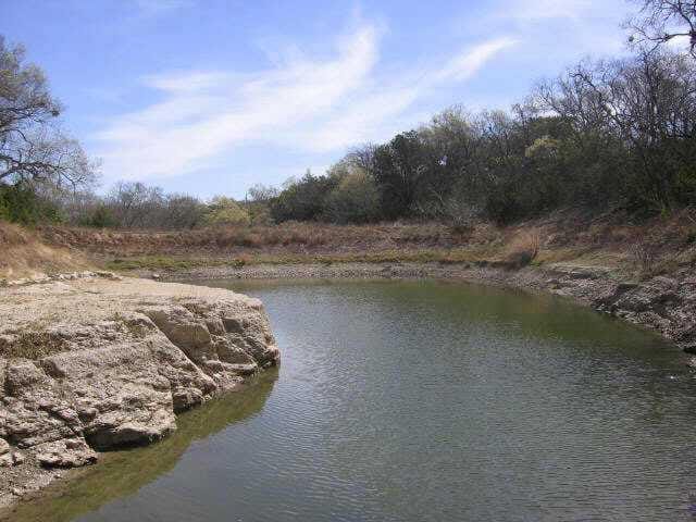7048 Hwy 281