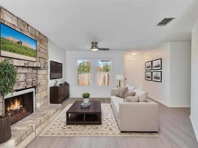705 Castle Ridge RD Unit #A