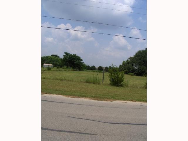 705 Horseshoe DR