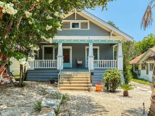View 705 Patterson Ave 705 Patterson Ave, photo 1 of 6, Austin, TX