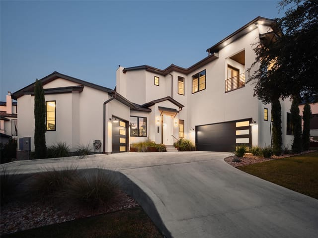706 Crestone Stream DR