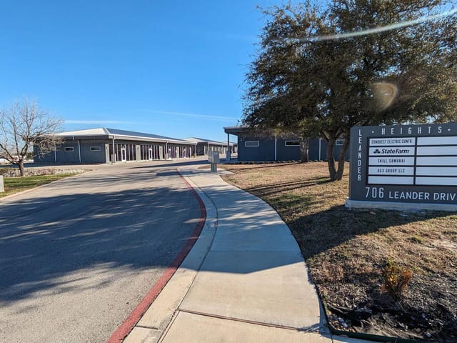 706 Leander Dr Unit #501