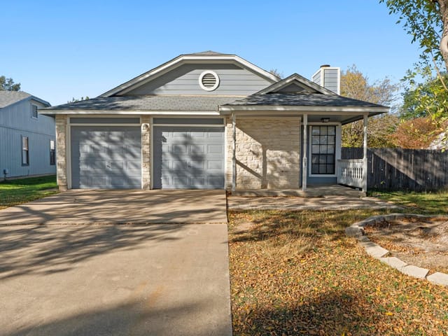 707 Brookside Pass