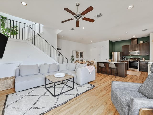 707 Cardinal LN Unit #D4
