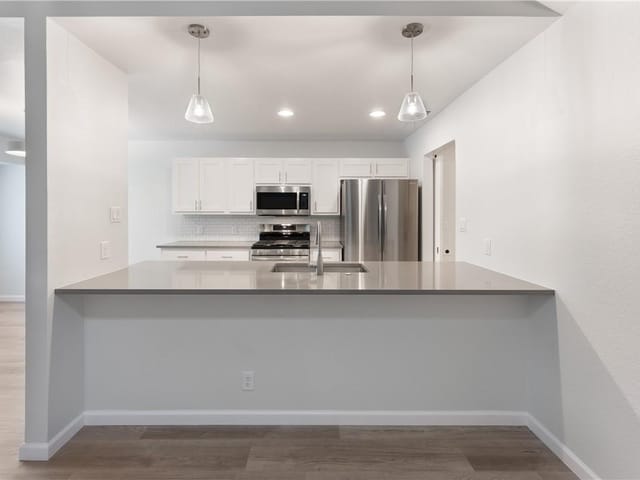 707 E Central Dr