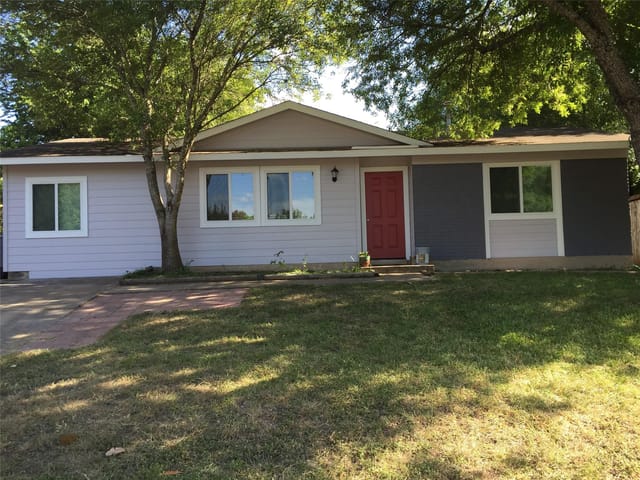 707  Great Britain Blvd