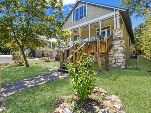 708 Highland Ave