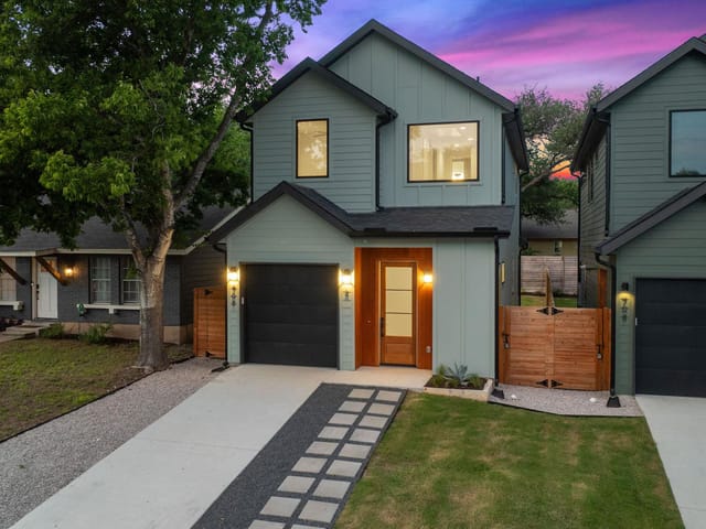 708 Huntingdon Pl Unit #2