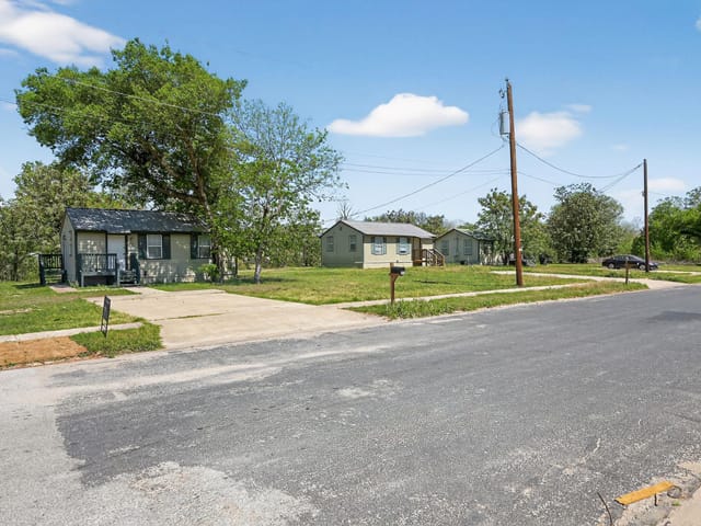 709, 711, and 713 Bremser Ave