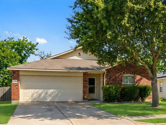 709 Lavaca Loop