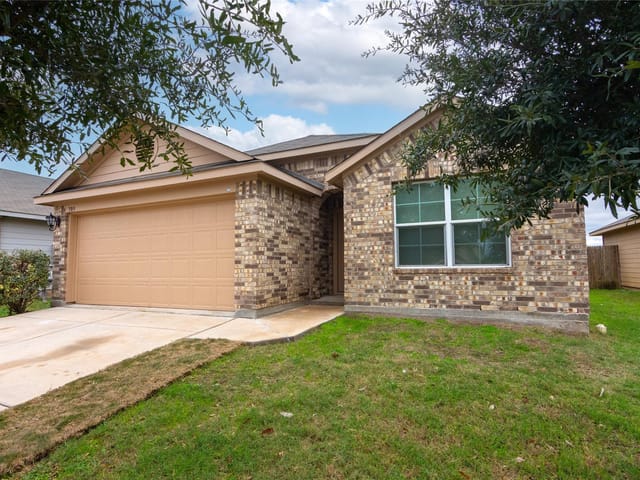 709 Silver Wing Dr