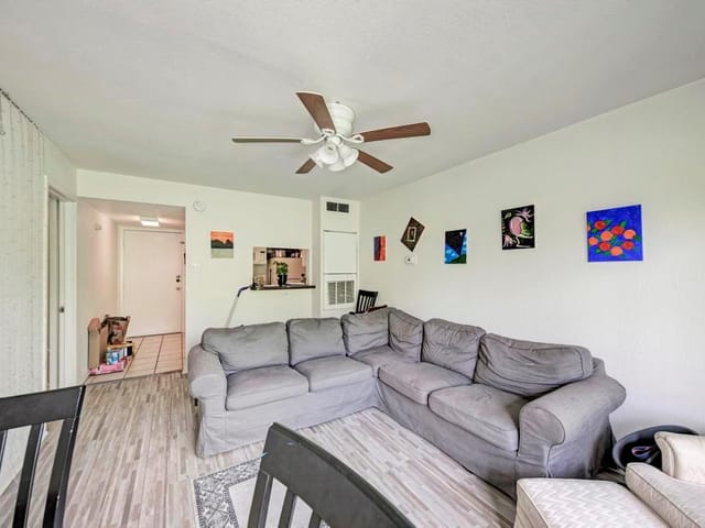 710 E Dean Keaton ST Unit #204