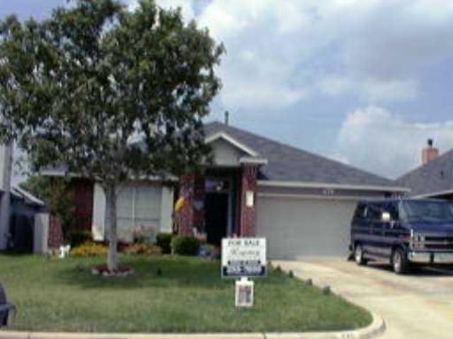 710 MINTURN LN